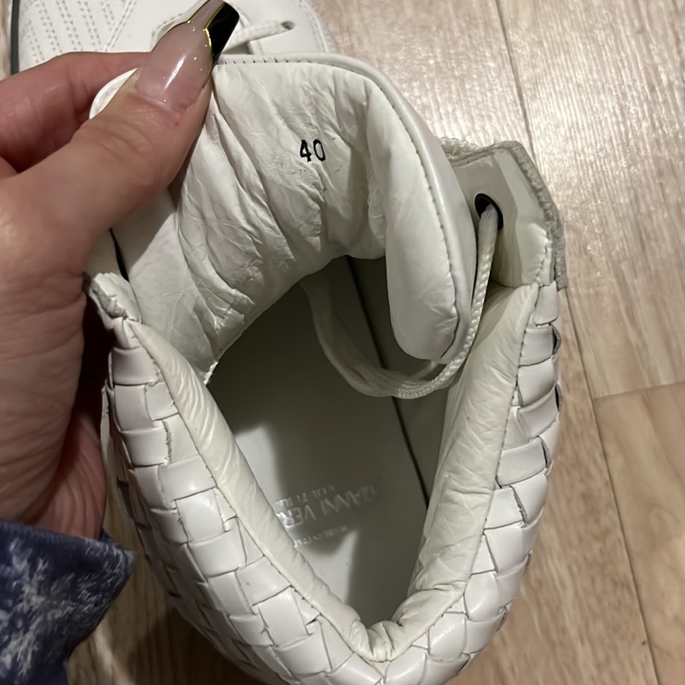 Versace Sneakers - Picture 4 of 6